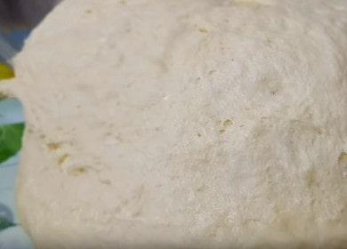 We prepare a magnificent light dough for whites according to a step-by-step recipe with a photo.