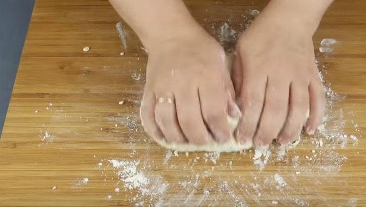 Knead the dough well.