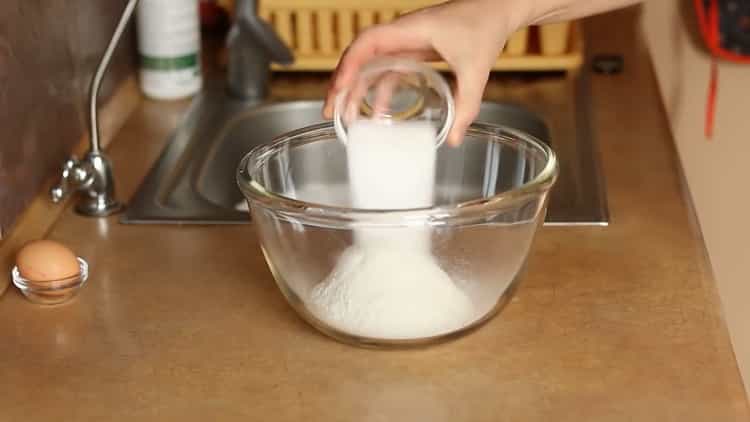 Pour faire un gâteau au fromage à la banane. préparer les ingrédients