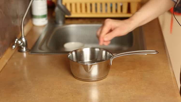 To prepare a banana cheesecake, soak the gelatin