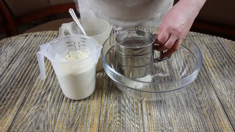 Para hacer pan sin levadura. preparar los ingredientes