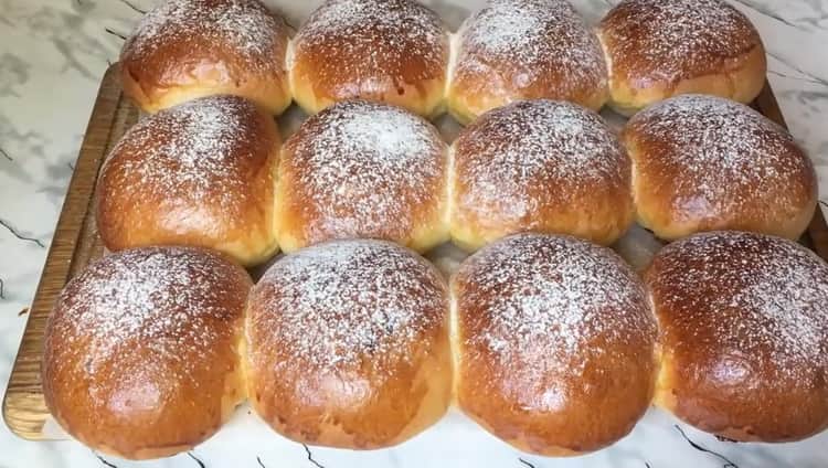 buns with boiled condensed milk are ready