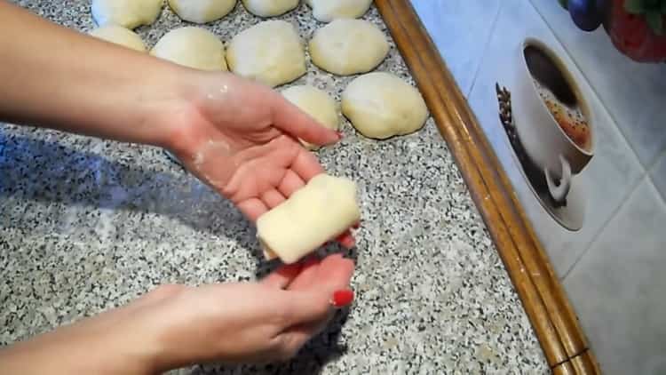 To make raisin rolls, wrap the dough