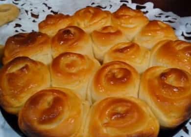 How to learn how to cook delicious jam rolls