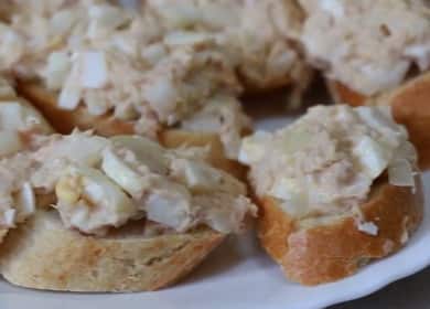 Sandwiches with tuna - a delicious snack