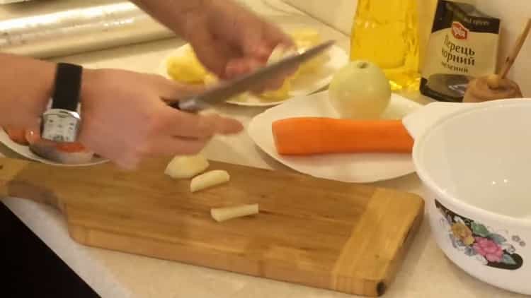 chop the potatoes