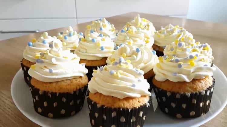 pastelitos de cumpleaños listos