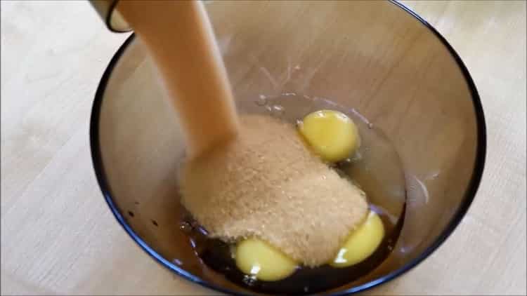 Para preparar un pastelito en leche, prepare los ingredientes.