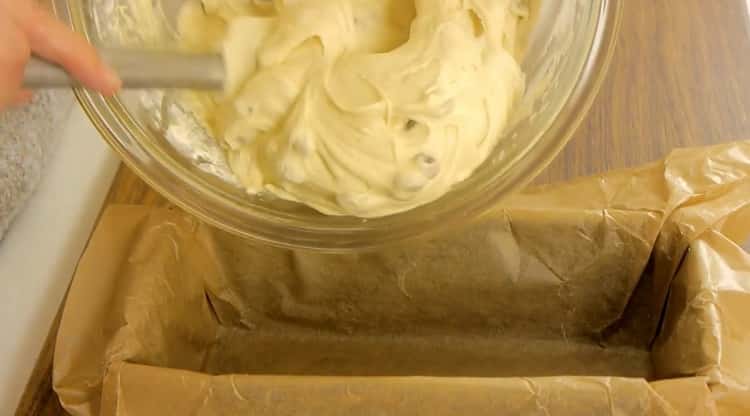 To make a capital cupcake, prepare a mold