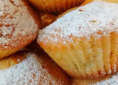 Najukusniji kefirski muffini s grožđicama - pecite u pećnici