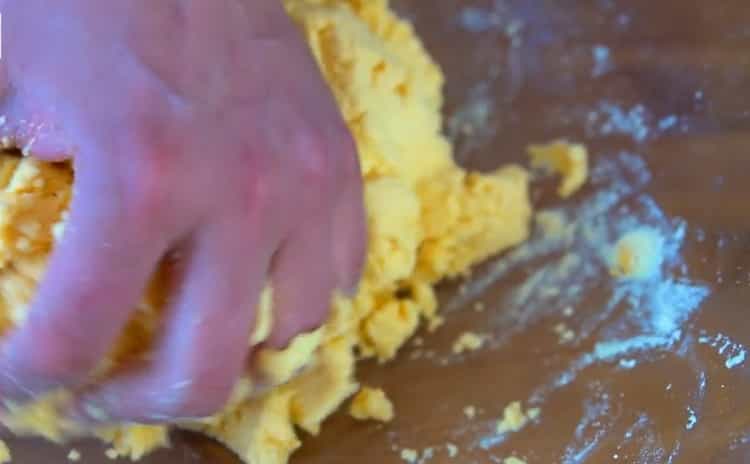 Pour faire des tortillas de maïs, préparez la pâte