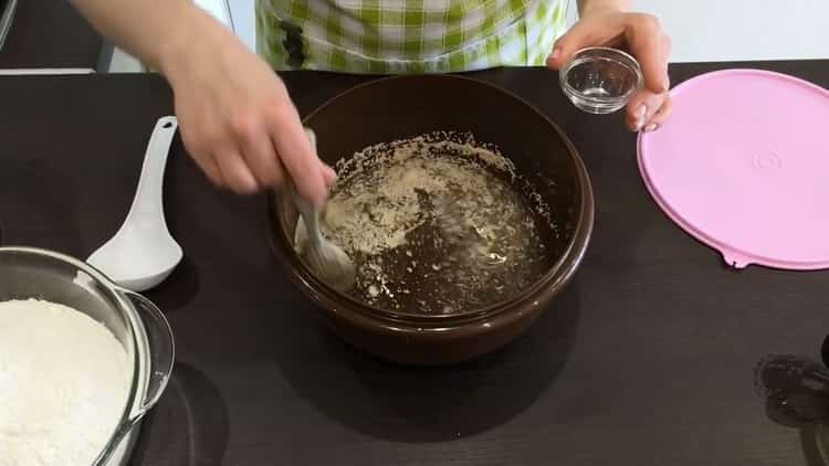 Prepara los ingredientes para el pan de elote