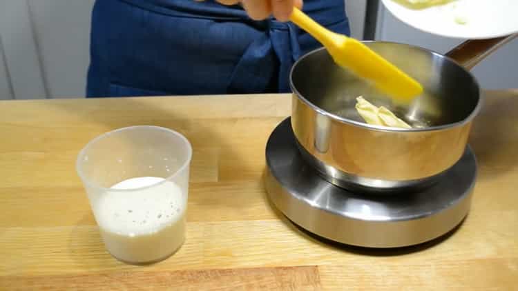 Za pripremu kolača od vrhnja pripremite sastojke