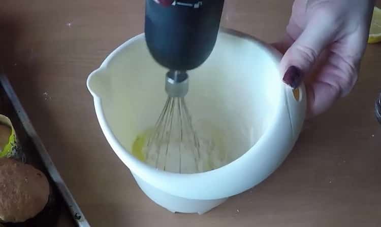 Make the icing