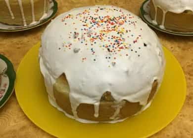 Gâteau de Pâques sur levain selon une recette étape par étape avec photo