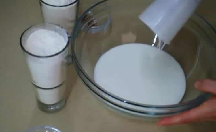 To make kefir cakes, prepare the ingredients