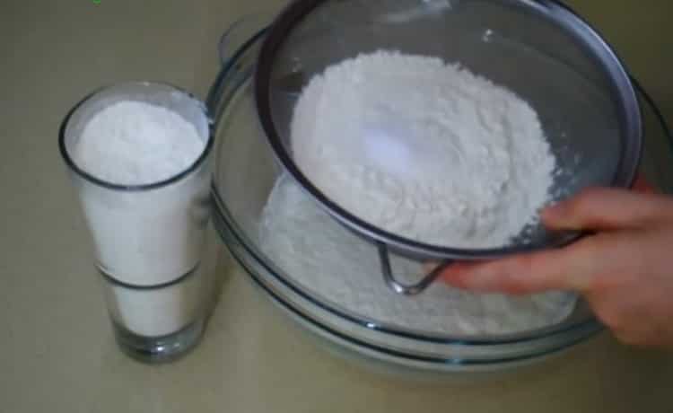 To make kefir cakes, sift flour