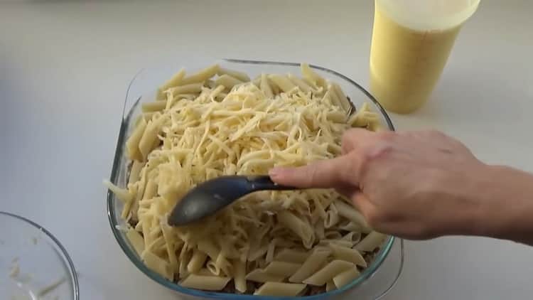 Put the cheese for the pasta