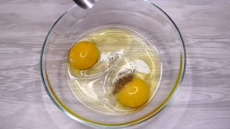 מקציפים ביצים לבישול פלוקה מתחת למרינדה