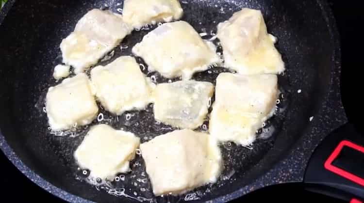 To cook pollock under the marinade, fry the fish