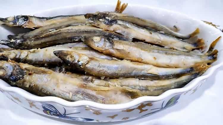 Capelin with crust in the oven according to a step by step recipe with photo