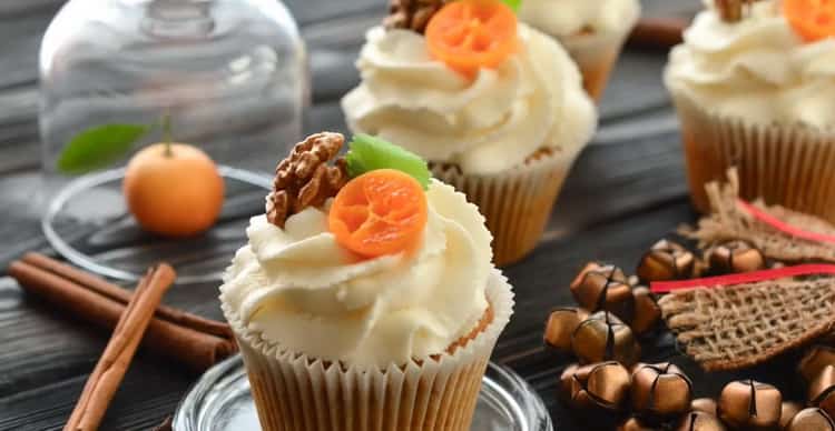 carrot cupcakes ready