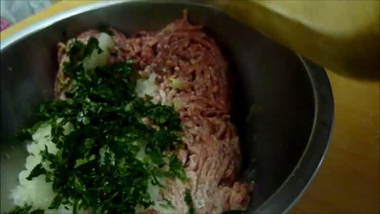 Combine the ingredients to make the stuffing for mince pasties