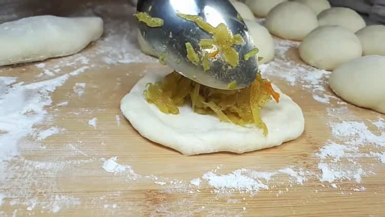 put cabbage on the dough