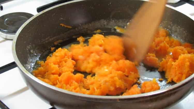 To make carrot pies, fry the filling