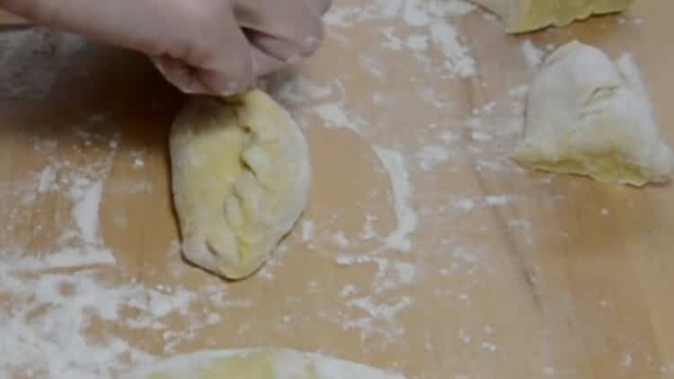 At fremstille hakket tærter