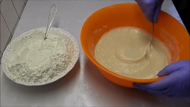 Pour faire des petits pains au sucre, préparez les ingrédients pour la pâte