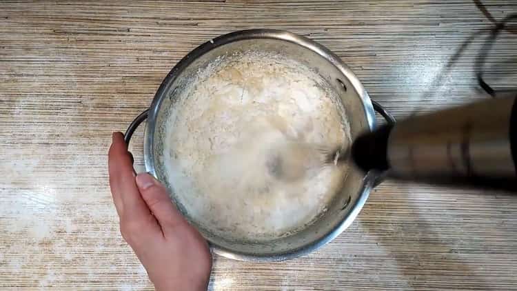 Dodajte tijesto da napravite peciva s drobljenjem