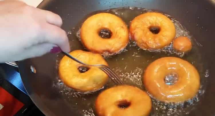 Donuts in milk: a step by step recipe with a photo