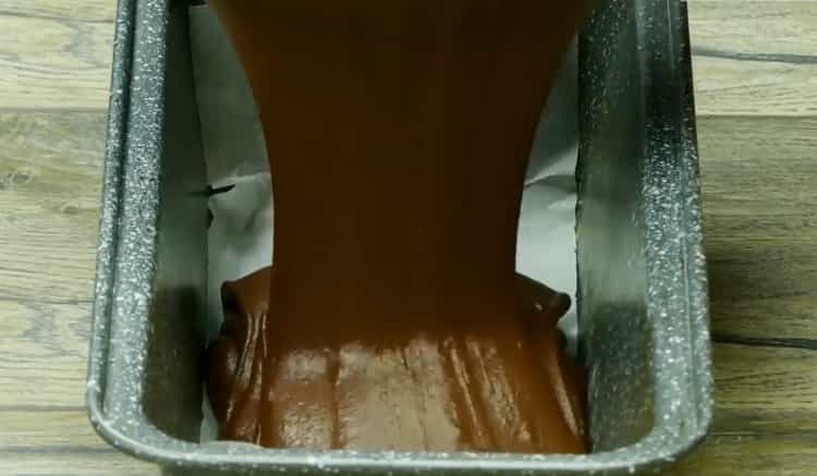 Da biste napravili čokoladni kolač u pećnici, prema receptu pripremite obrazac