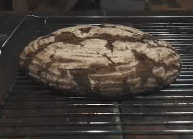 Pan de centeno de masa fermentada según una receta paso a paso con foto