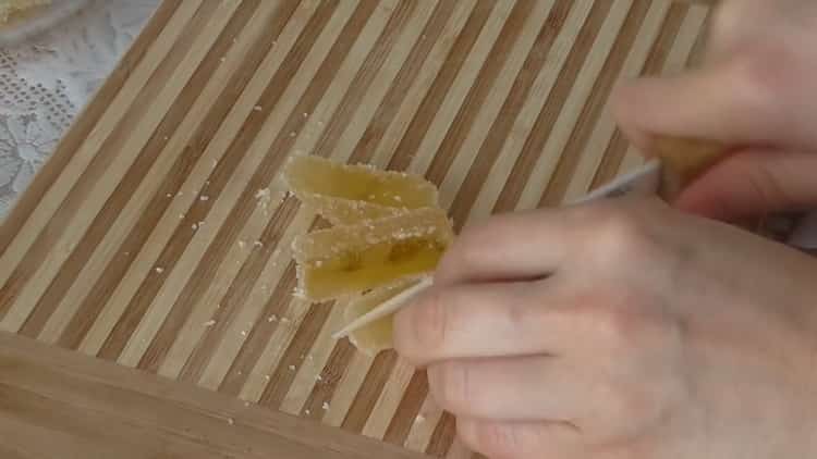 To make bagels, cut marmalade