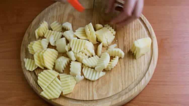 Pour préparer le maquereau avec des légumes au four, préparez les ingrédients