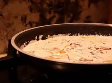 Spaghetti creamy sauce step by step recipe with photo