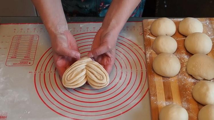 Pour faire des petits pains, façonner l'élément