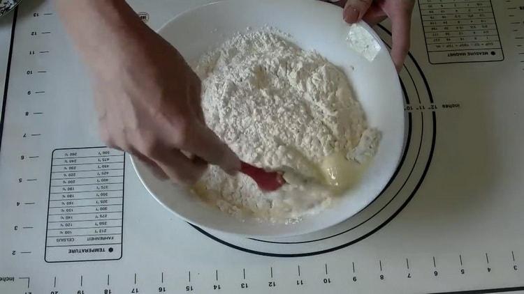 Pour préparer un test rapide de yaourt, mélangez les ingrédients