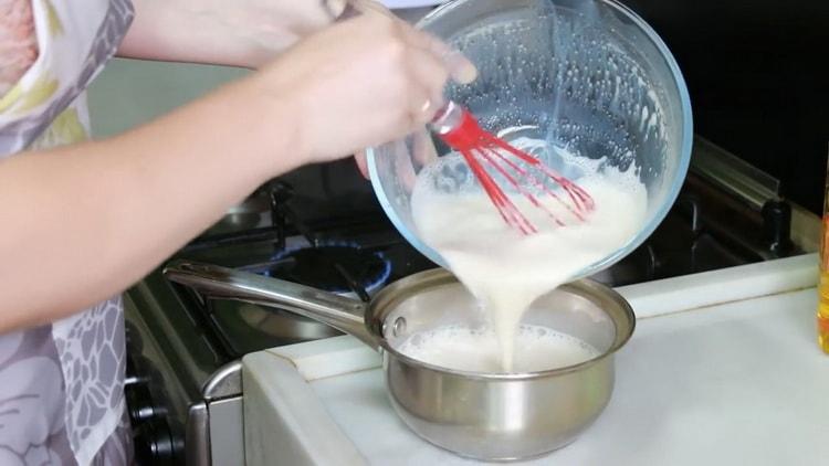 Pour faire des escargots en pâte feuilletée, brasser les ingrédients