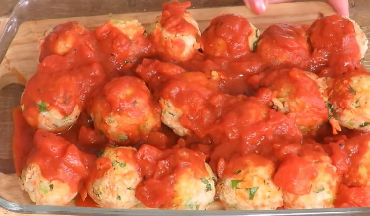 Tender meatless meatballs with rice in tomato sauce