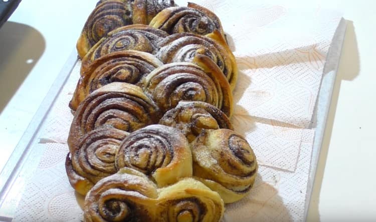 These are the beautiful cinnamon rolls we've made.