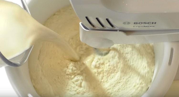 Next, we introduce a dough to the dry ingredients.