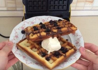 Cooking delicious Viennese waffles: a recipe for an electric waffle with photos and videos.