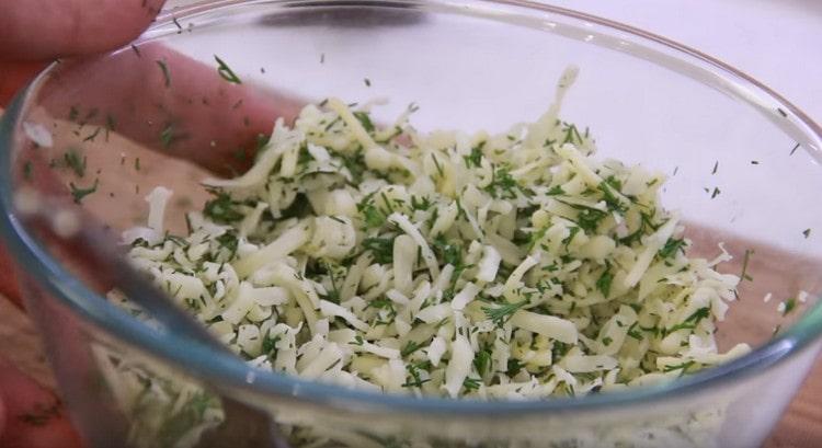 Mix the cheese with dill.