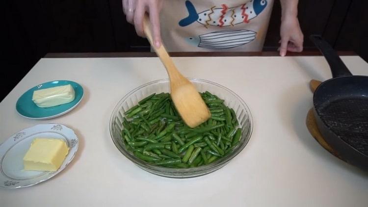 Pour préparer les haricots, préparez les plats