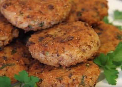 we prepare tasty and satisfying bean cutlets according to a step-by-step recipe with a photo.