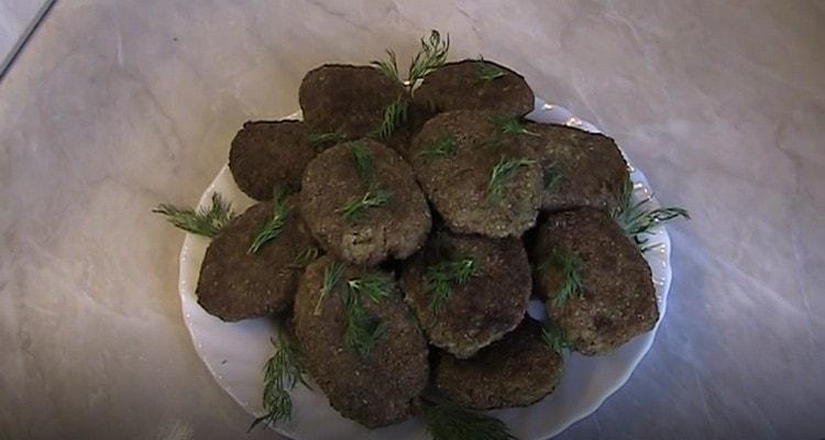 Our delicious lentil patties are ready.