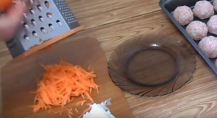 Grate carrots, grind onions.